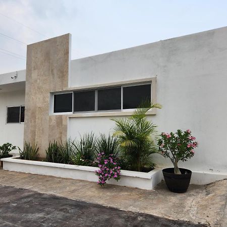 Pergola'S Road House Villa Campeche Exterior photo
